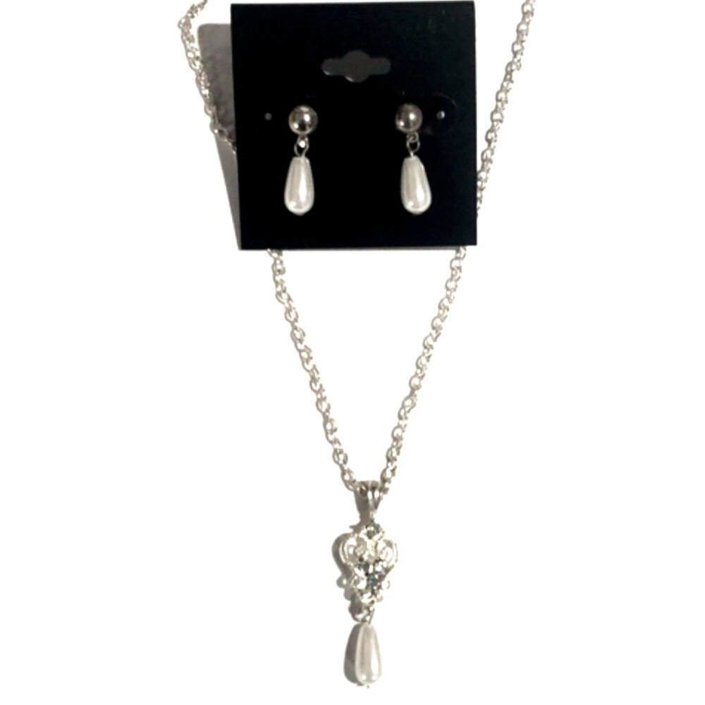 Elegant Silver-Tone Necklace & Earring Set Faux Pearl Teardrop Accents Women's